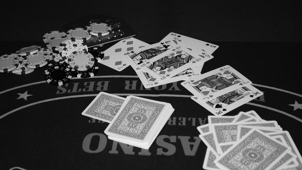 When to Hold ‘Em and When to Fold ‘Em